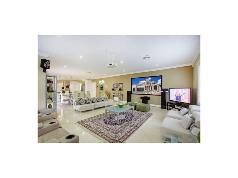 7 Finch Place, Castle Hill NSW 2154