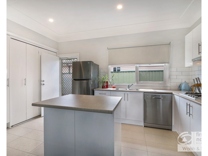 7 Pineleigh Road, Lalor Park NSW 2147