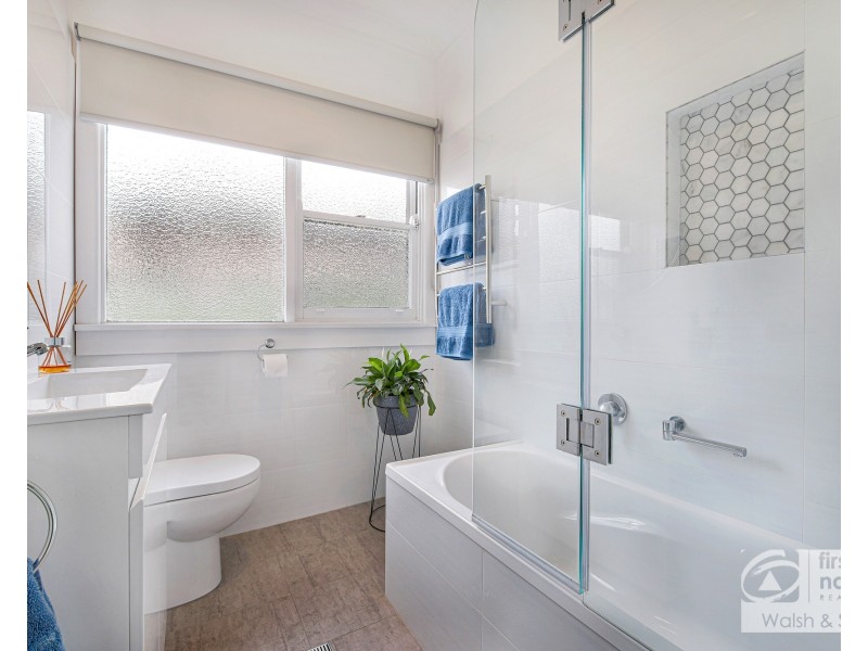 7 Pineleigh Road, Lalor Park NSW 2147