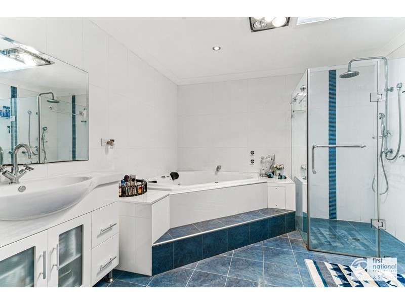 9 Bungaree Road, Toongabbie NSW 2146