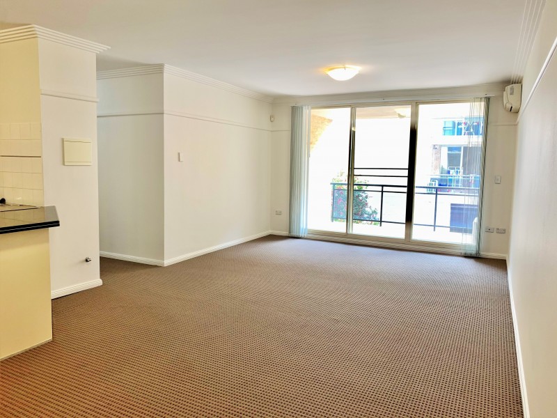 9/392-402 Windsor Road, Baulkham Hills NSW 2153