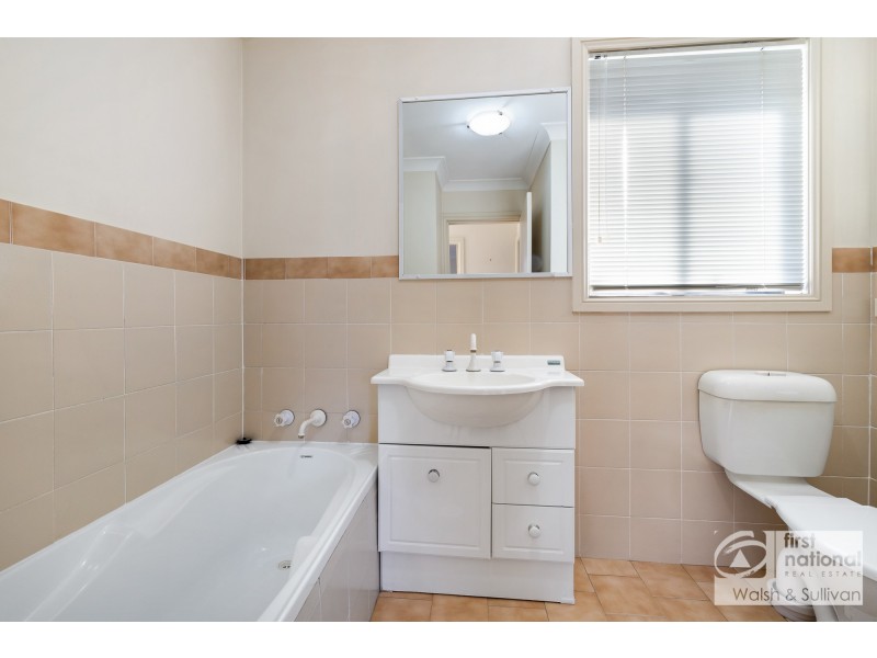 9/12 Caloola Road, Constitution Hill NSW 2145