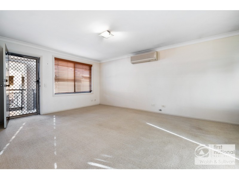 9/12 Caloola Road, Constitution Hill NSW 2145