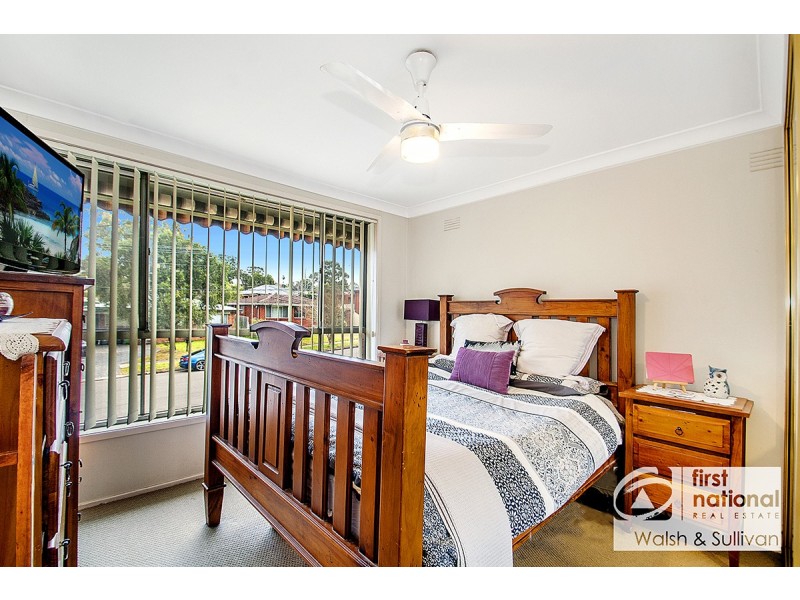 2 Lomond Crescent, Winston Hills NSW 2153