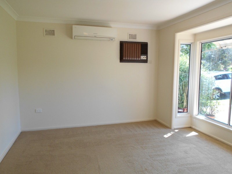 15 Peter Parade, Old Toongabbie NSW 2146