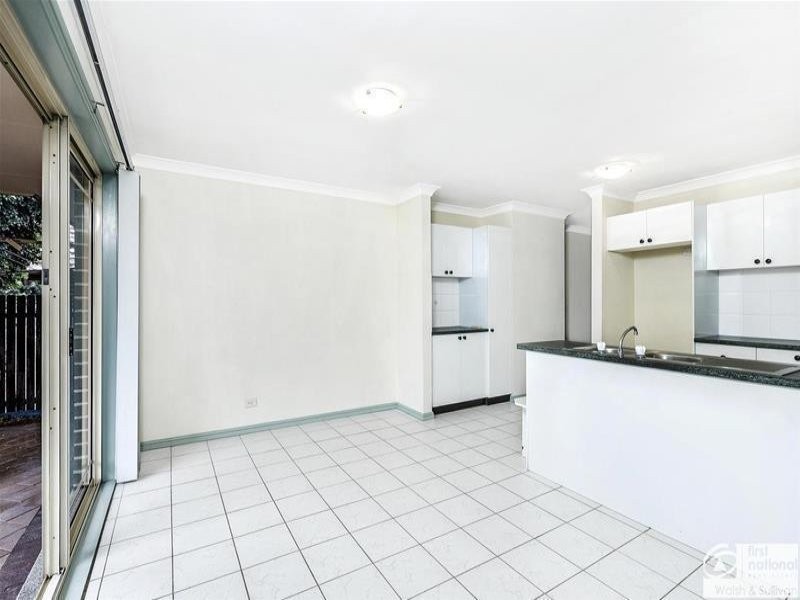 9/201 Old Windsor Road, Northmead NSW 2152