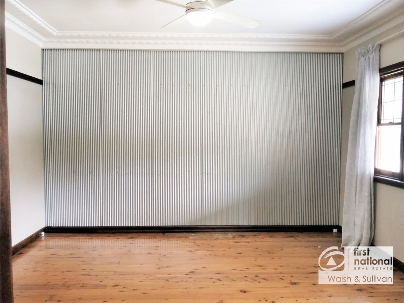 29 Glenn Avenue, Northmead NSW 2152