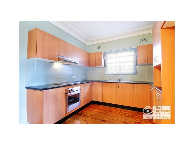 29 Glenn Avenue, Northmead NSW 2152