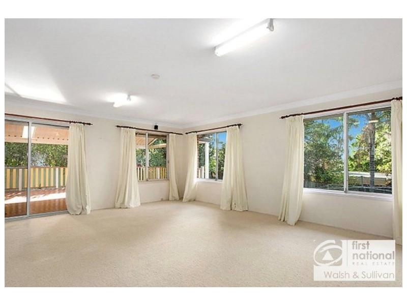 58 Fishburn Cres, Castle Hill NSW 2154
