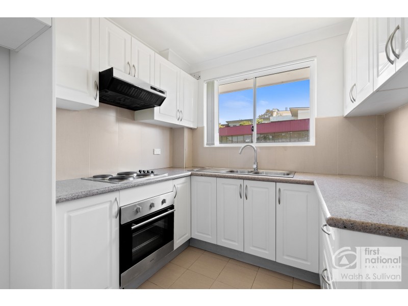 12/30 Queens Rd, Westmead NSW 2145
