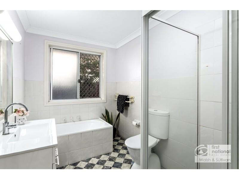 8/209 Old Windsor Road, Northmead NSW 2152