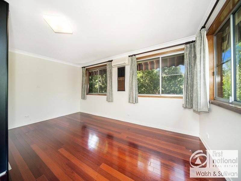 7 McMillan Avenue, Winston Hills NSW 2153