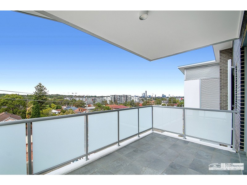 204/14-16 Murray Street, Northmead NSW 2152