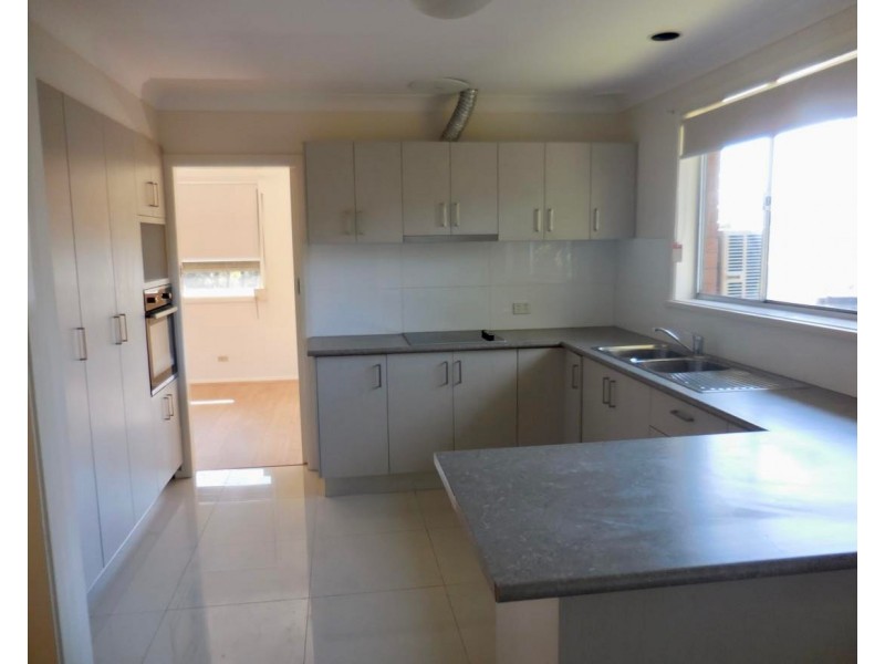 4 Gibbon Road, Winston Hills NSW 2153