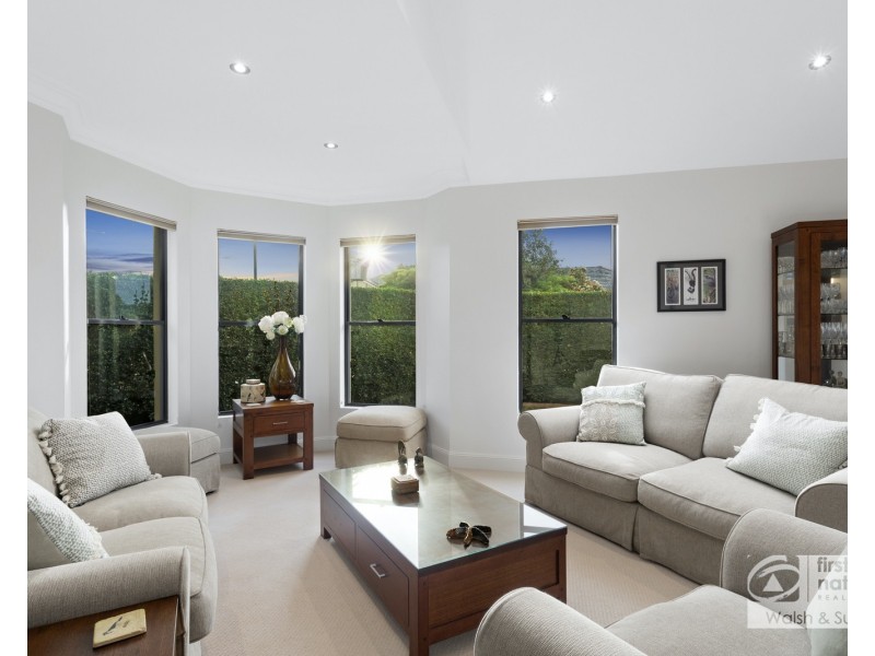 2 McGee Plae, Baulkham Hills NSW 2153