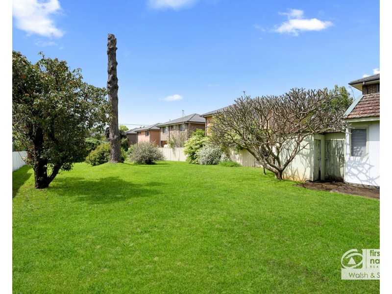 65 Portico Parade, Toongabbie NSW 2146