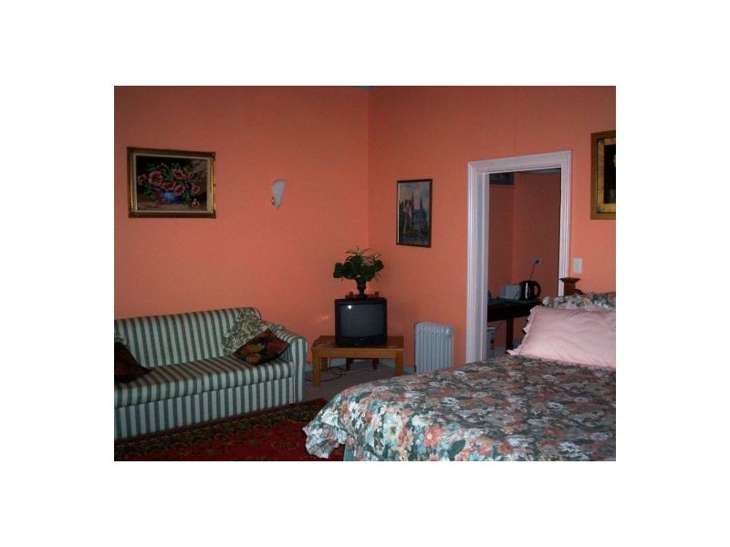 62 Main Street, Wilmot TAS 7310