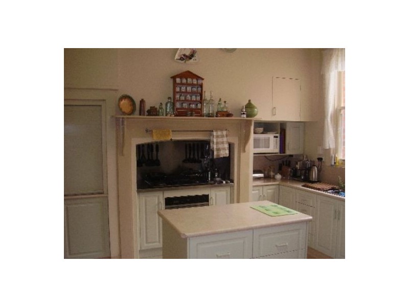 1 Table Cape Rd, Wynyard TAS 7325