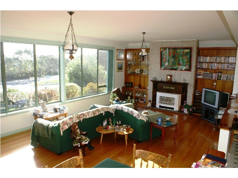 15 Russell St, Leith TAS 7315