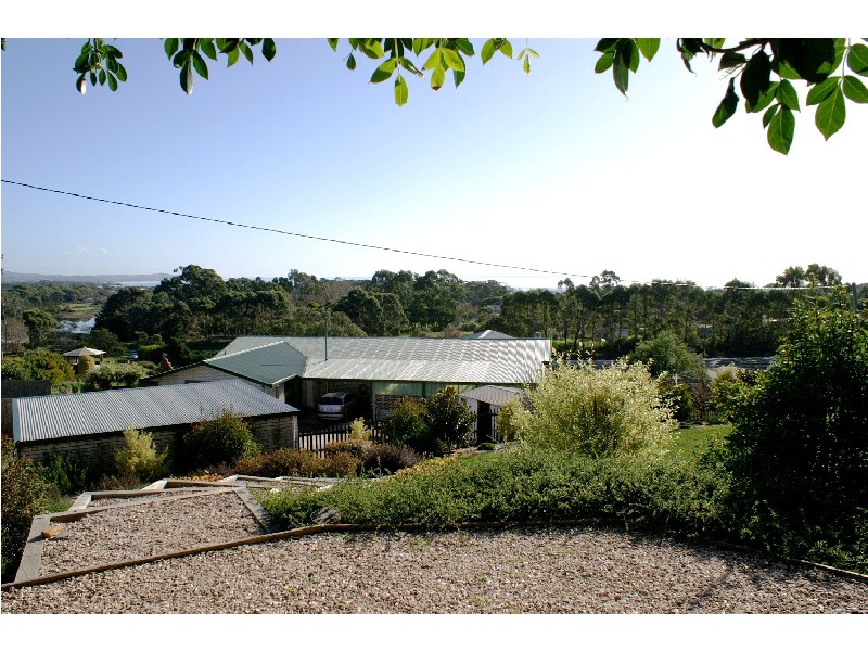 15 Russell St, Leith TAS 7315