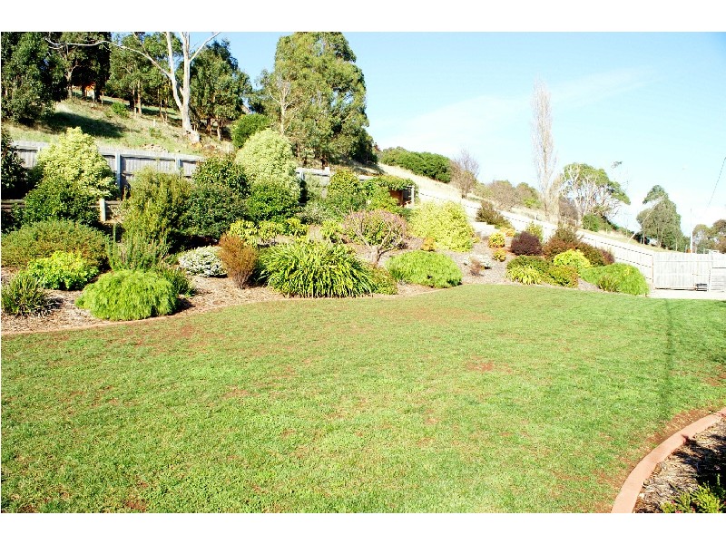 15 Russell St, Leith TAS 7315