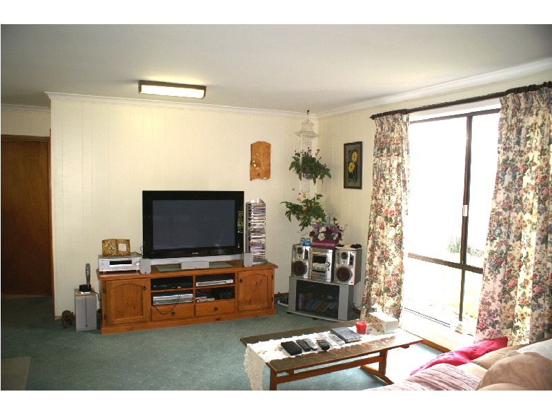 Latrobe TAS 7307
