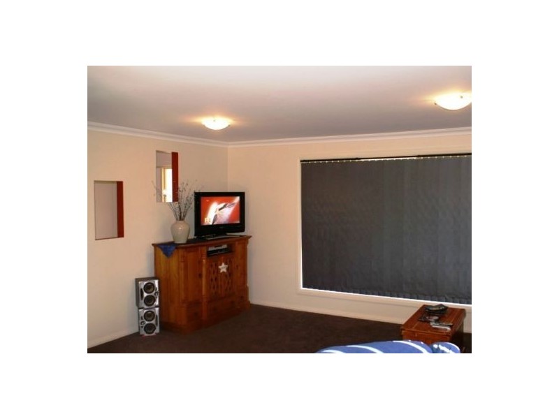 Latrobe TAS 7307