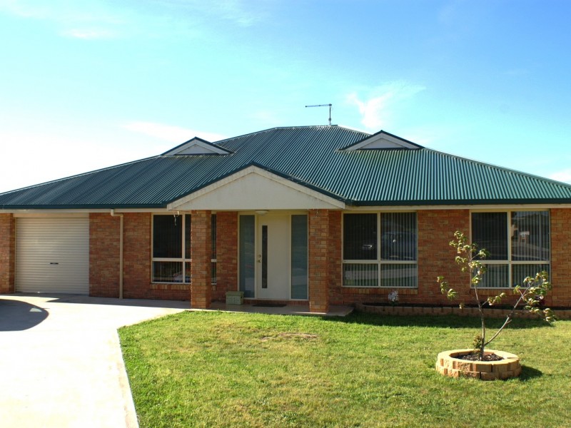 18 Cherry Grove, Latrobe TAS 7307
