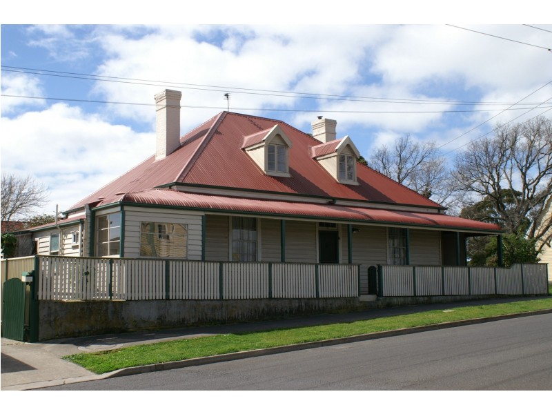 13 Thomas, Devonport TAS 7310