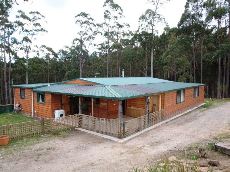 20 Creeleys Road, Latrobe TAS 7307