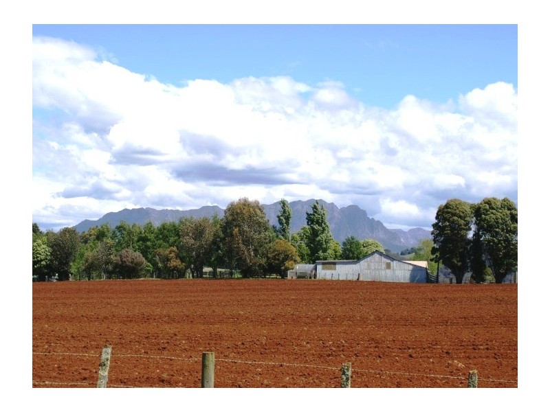 62 Barrington Rd, Sheffield TAS 7306