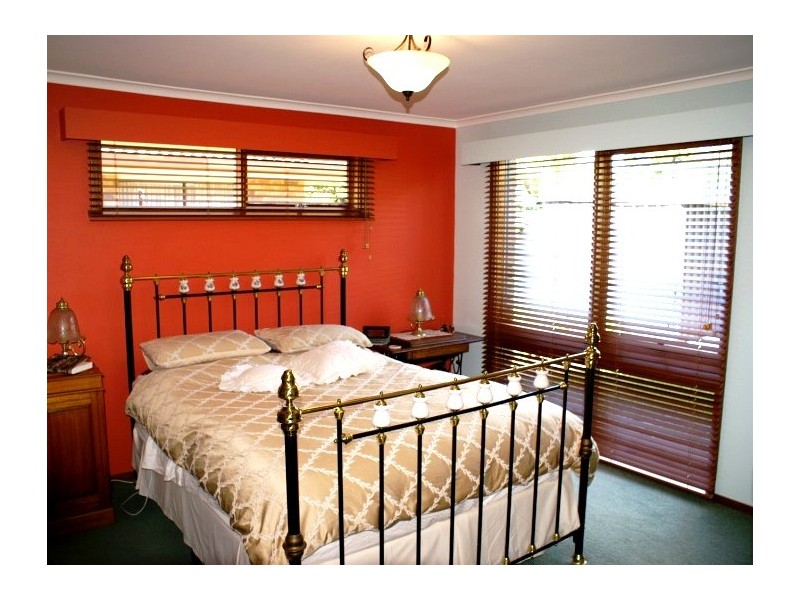 5  Toorak Place, Devonport TAS 7310