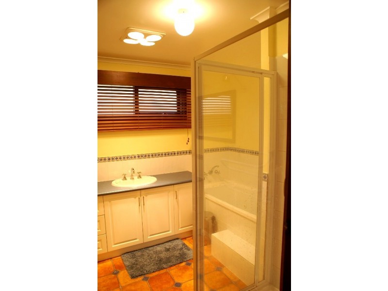 5  Toorak Place, Devonport TAS 7310