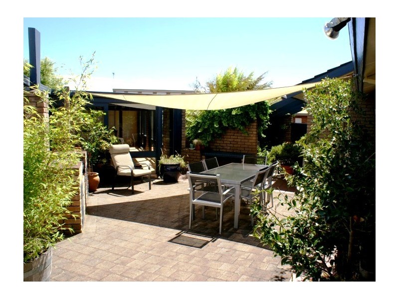 5  Toorak Place, Devonport TAS 7310