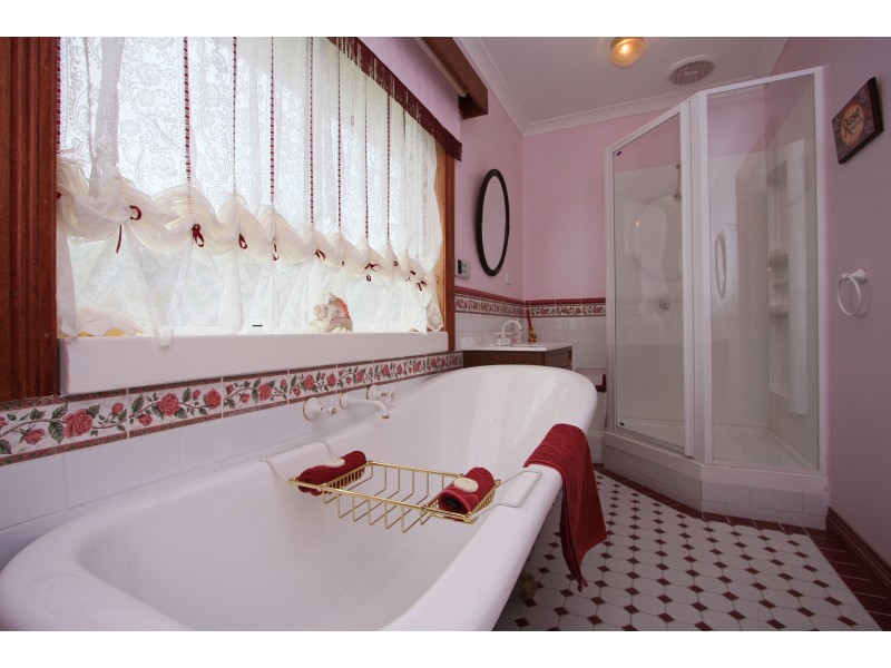 141 Penguin Rd, Ulverstone TAS 7315