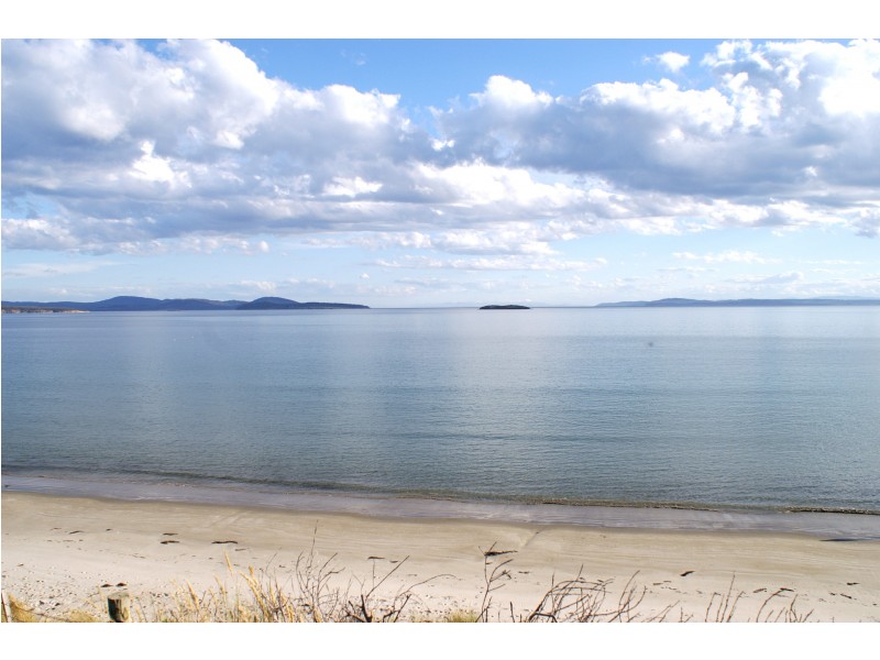 5 Nerine, Primrose Sands TAS 7173