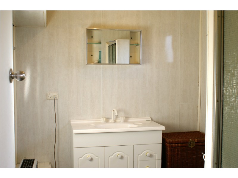 5 Nerine, Primrose Sands TAS 7173