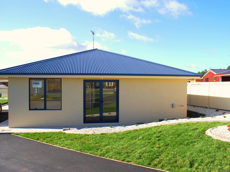 2/15 Earl Grove, Latrobe TAS 7307