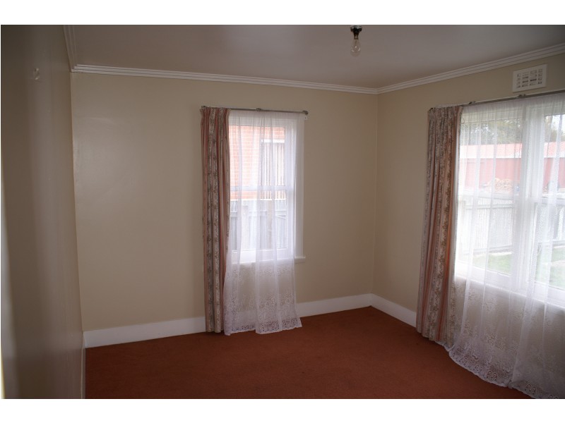 22.  Lewis St, Latrobe TAS 7307