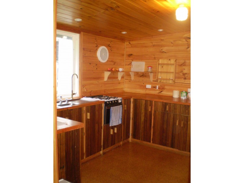 West Kentish TAS 7306