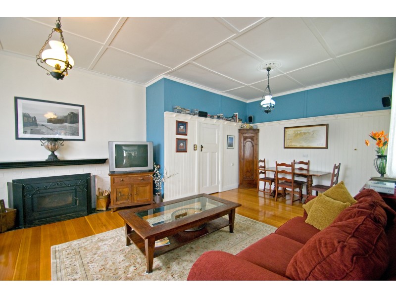 2720 Huon Highway, Huonville TAS 7109