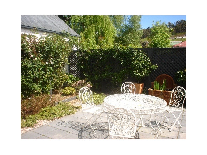 2720 Huon Highway, Huonville TAS 7109