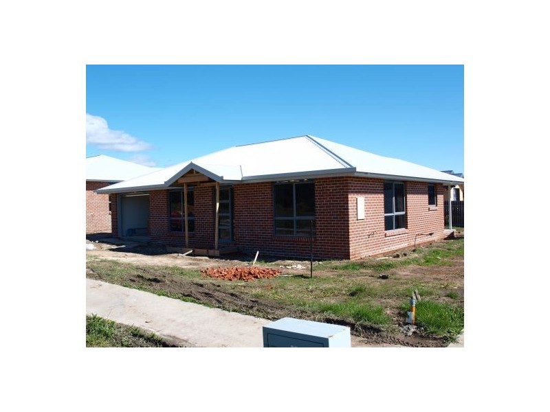 1/1 Cherry Grove, Latrobe TAS 7307