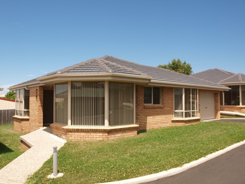 2/17-19 Arden Ave, Devonport TAS 7310