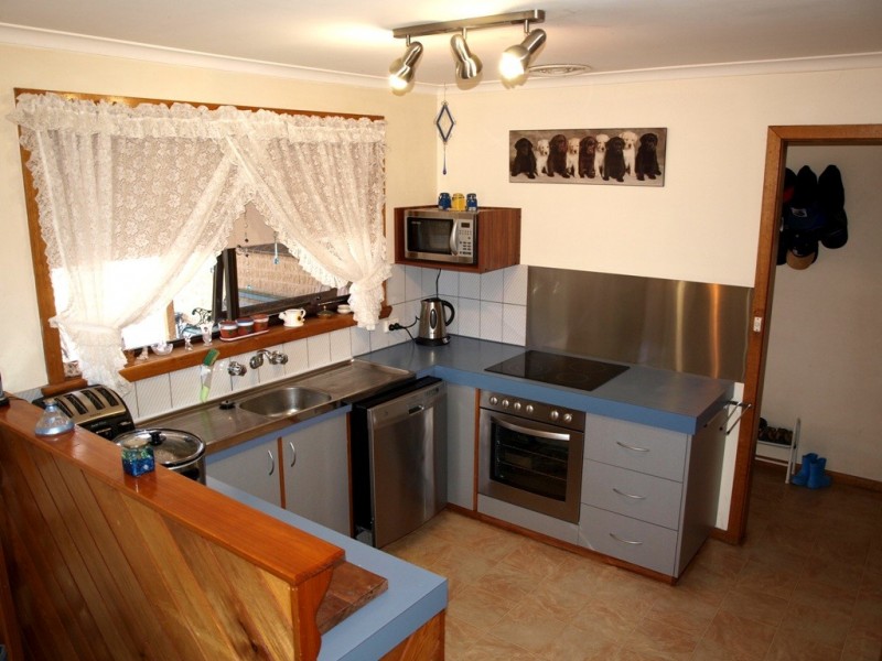 2 Carol Ct, East Devonport TAS 7310