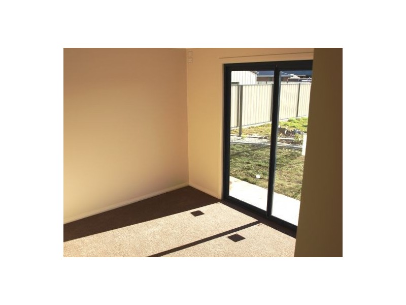 2/14 Earl Grove,, Latrobe TAS 7307