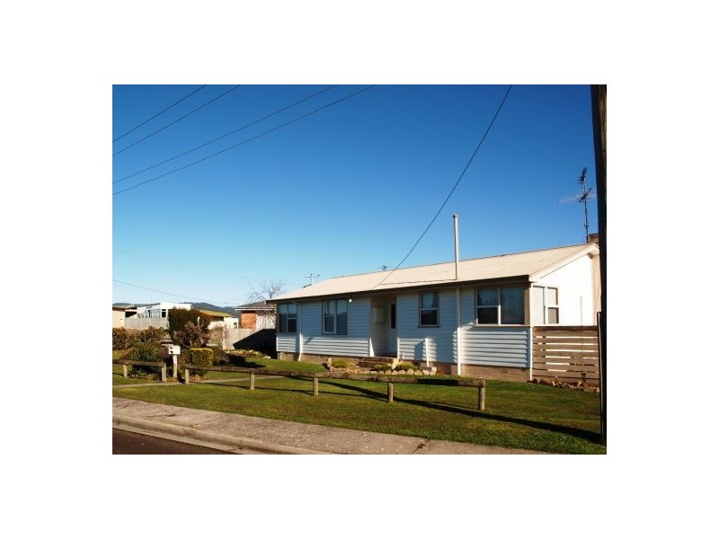 17 Ready Place, Latrobe TAS 7307