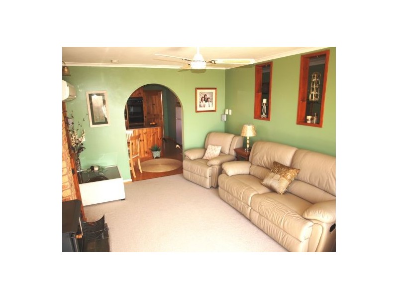5 Ashwater Crescent, Penguin TAS 7316