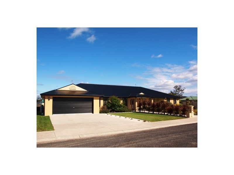 1 Clayton Court, Latrobe TAS 7307