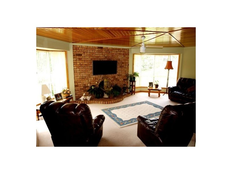 Elizabeth Town TAS 7304